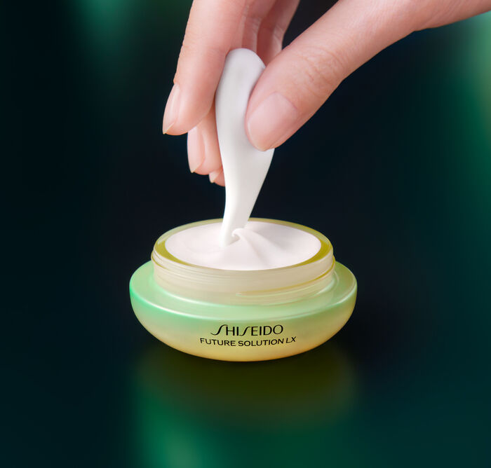 Future Solution LX Legendary Enmei Ultimate Brilliance Eye Cream, 