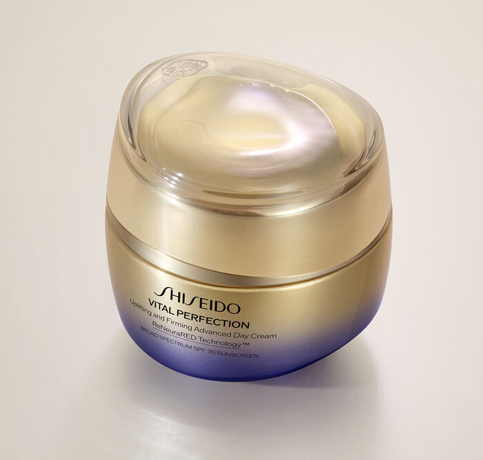 Uplifting and Firming Advanced Day Cream SPF 30, 